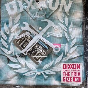 Dixxon flannel the Fria in women’s medium